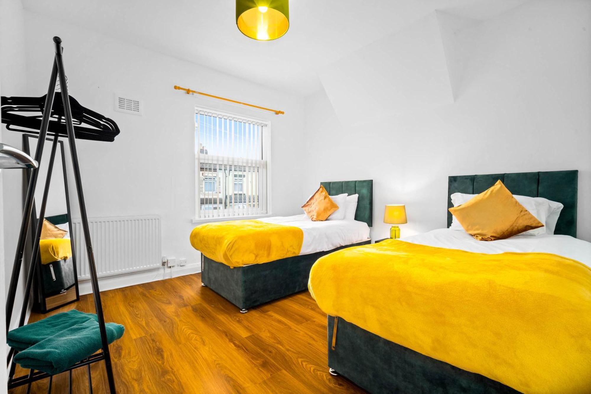 3 Bed House For Contractors & Families And Free Parking Birmingham Exterior foto