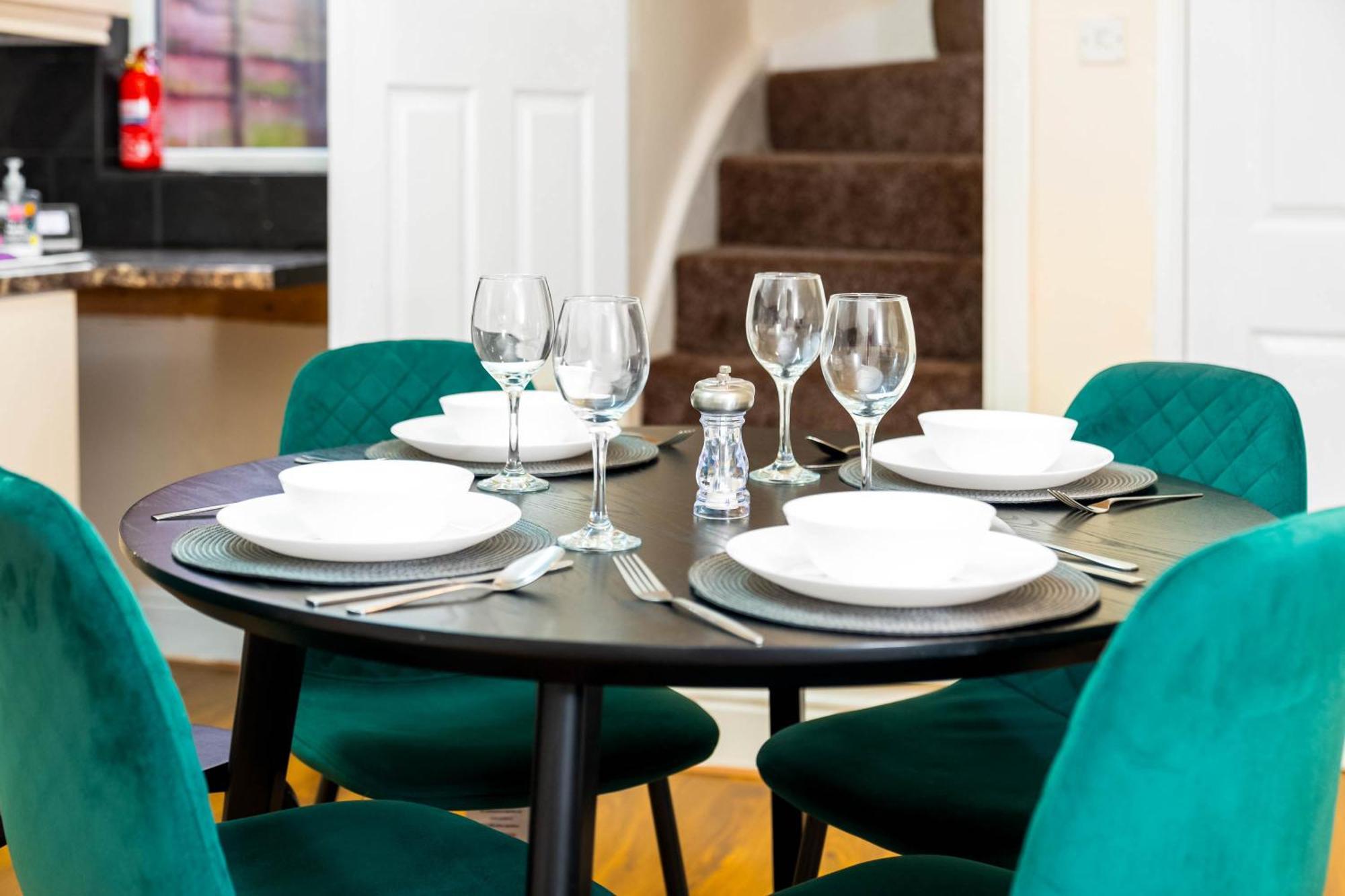 3 Bed House For Contractors & Families And Free Parking Birmingham Exterior foto